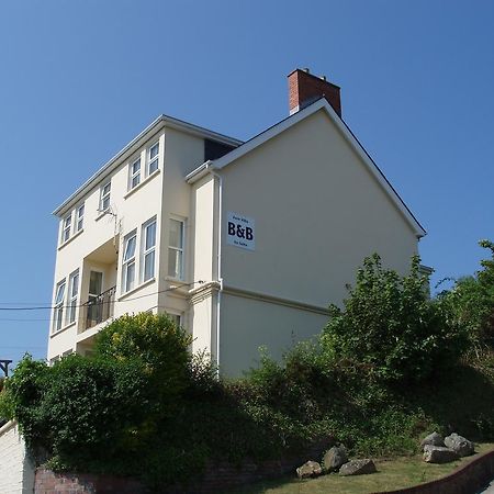 Fern Villa B&B Fishguard Exterior photo