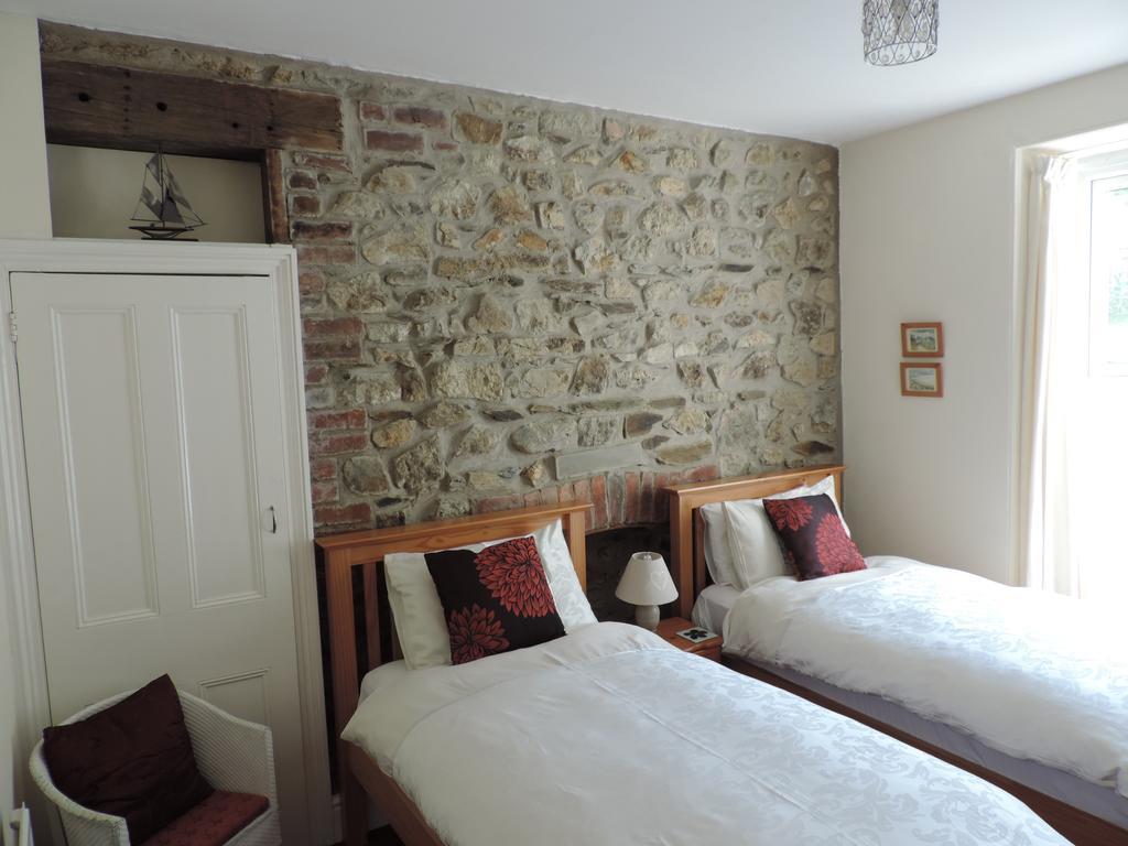 Fern Villa B&B Fishguard Room photo